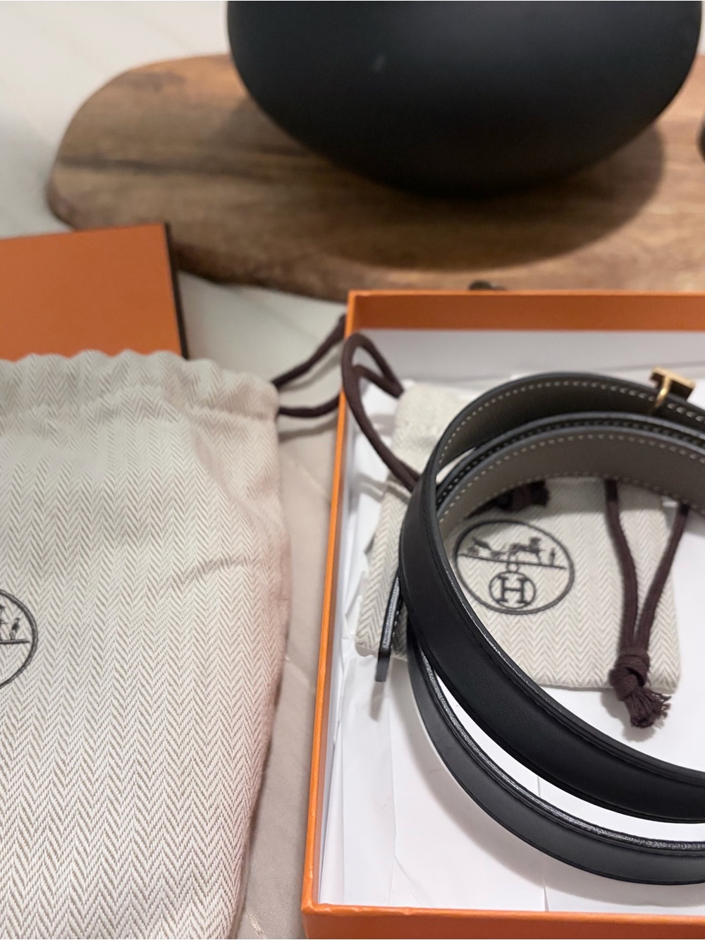 Hermes Black/Etope 24mm Leather Belt with Rosegold Constance Martlelee H Buckle - Picture 4 of 6